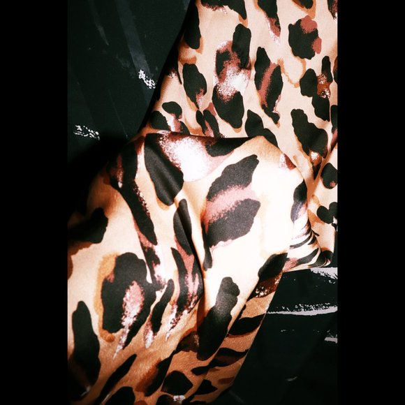 🐆⚡️SATIN CHEETAH MIDI SLIP DRESS 🐆⚡️ - Picture 3 of 4